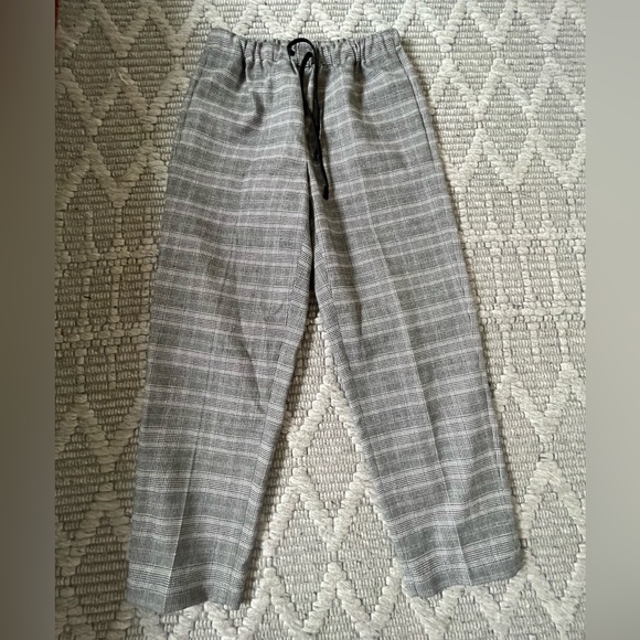 Group by Babaton dress pants - Picture 2 of 4